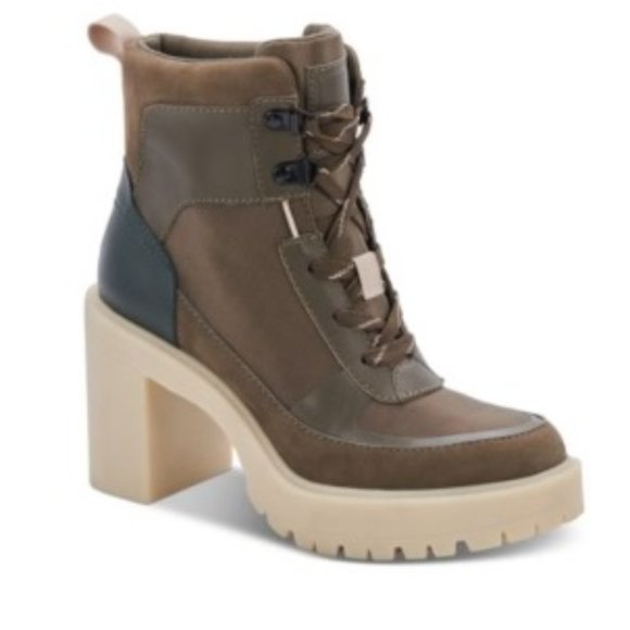 Dolce Vita Shoes - NWT $89 (8) DOLCE VITA Platform Booties